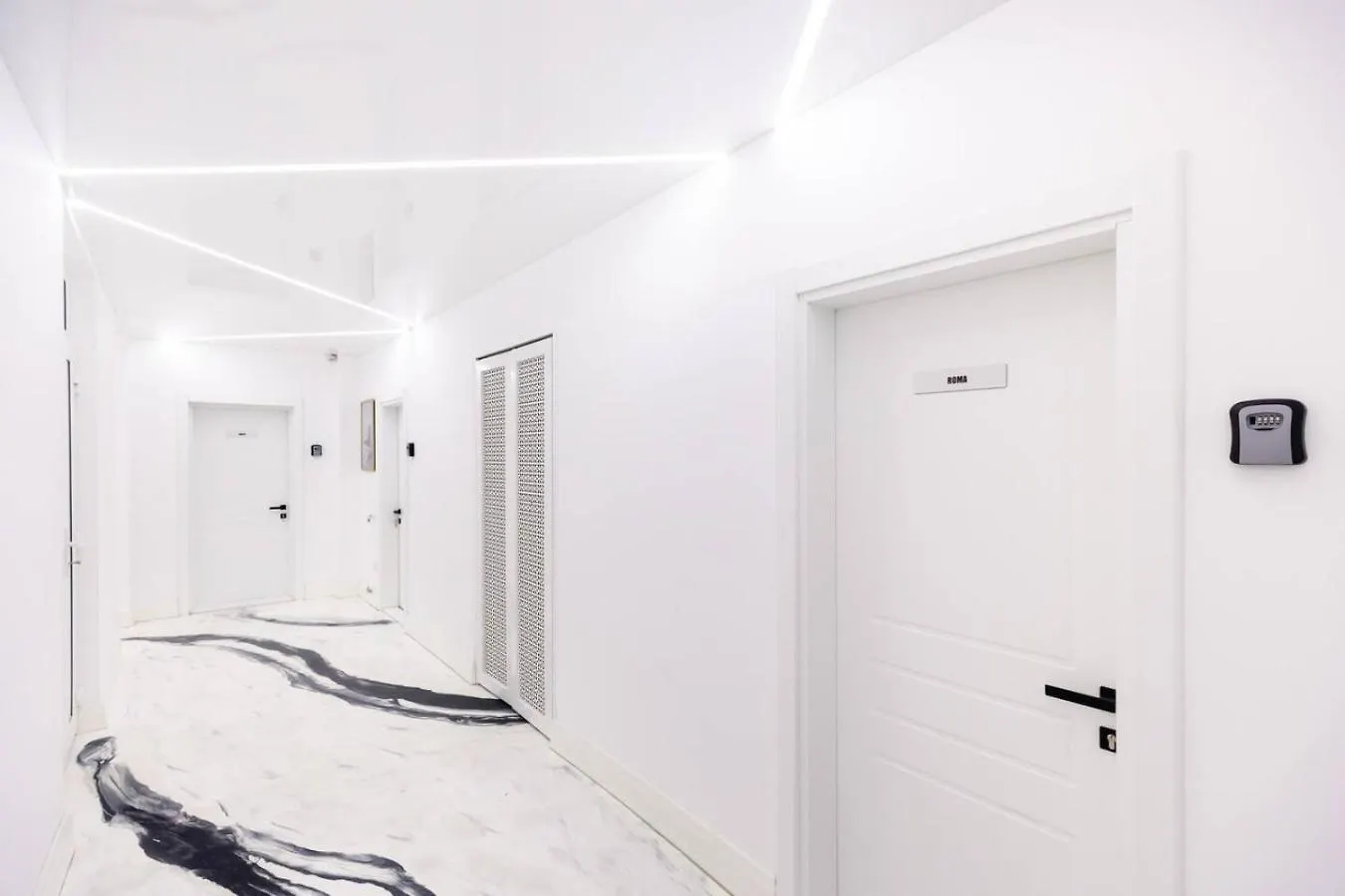 Bucharest Studios Monaco Room Appartement