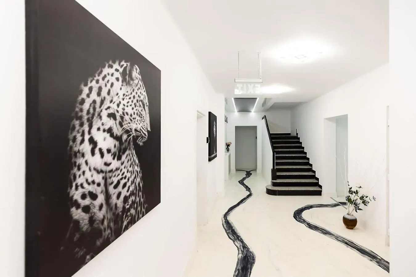 Bucharest Studios Monaco Room